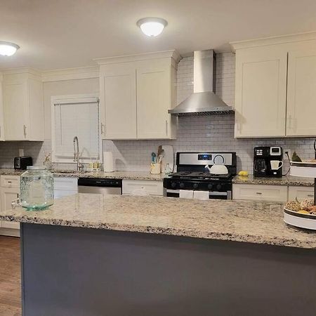Refreshed!! Private 4Brms 2 Bath - 2 King Beds!! Vila Smyrna Exterior foto